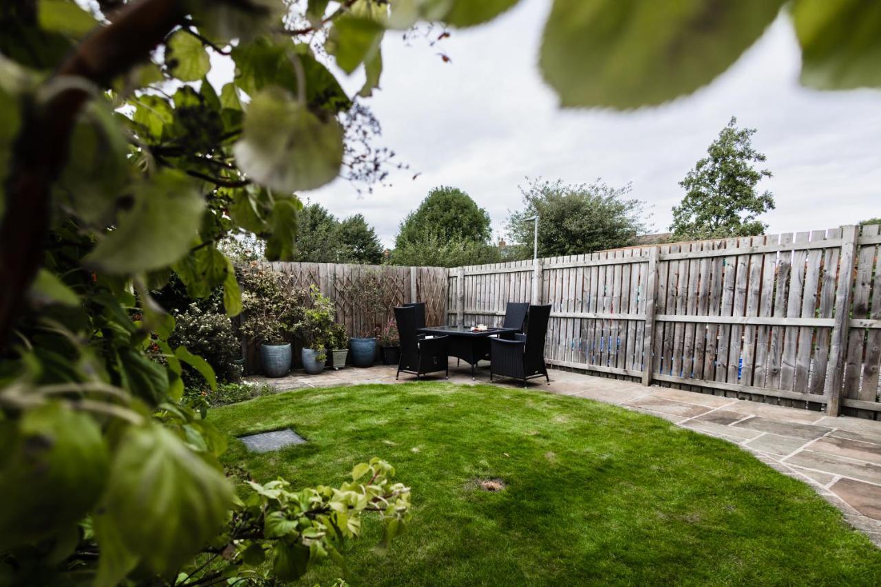 College Court Bedale Exterior foto